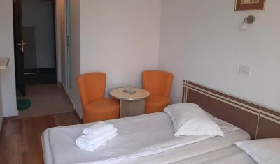 Imagine pentru Hotel Pescarus Mamaia 2*  valabile pentru Litoral 2023