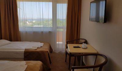 Imagine pentru Hotel Petrolul 3* valabile pentru Litoral 2023