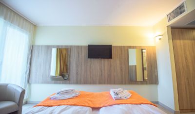 Imagine pentru Hotel Piccadilly 3* valabile pentru Litoral 2023