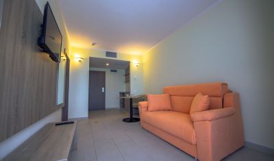 Imagine pentru Hotel Piccadilly 3* valabile pentru Litoral 2023