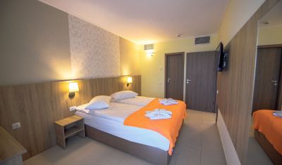 Imagine pentru Hotel Piccadilly 3* valabile pentru Litoral 2023