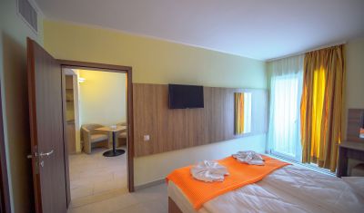 Imagine pentru Hotel Piccadilly 3* valabile pentru Litoral 2023