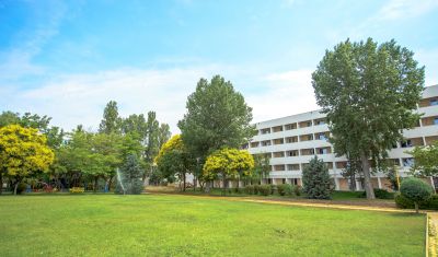 Imagine pentru Hotel Piccadilly 3* valabile pentru Litoral 2023
