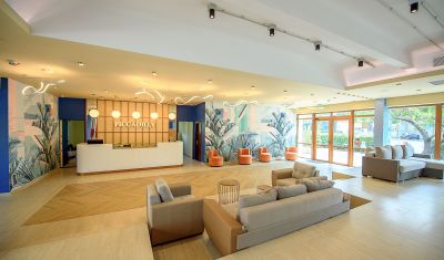 Imagine pentru Hotel Piccadilly 3* valabile pentru Litoral 2023