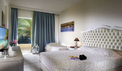 Imagine pentru Hotel Portes Beach 4*  valabile pentru Litoral 2023