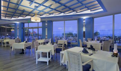 Imagine pentru Hotel Ramada Resort by Wyndham Kusadasi & Golf 5* valabile pentru Litoral 2023