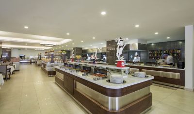 Imagine pentru Hotel Ramada Resort by Wyndham Kusadasi & Golf 5* valabile pentru Litoral 2023