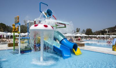 Imagine pentru Hotel Ramada Resort by Wyndham Kusadasi & Golf 5* valabile pentru Litoral 2023
