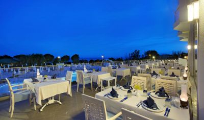 Imagine pentru Hotel Ramada Resort by Wyndham Kusadasi & Golf 5* valabile pentru Litoral 2023