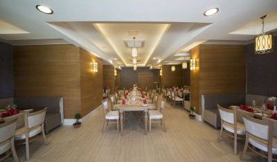Imagine pentru Hotel Ramada Resort Lara 5* valabile pentru Litoral 2023
