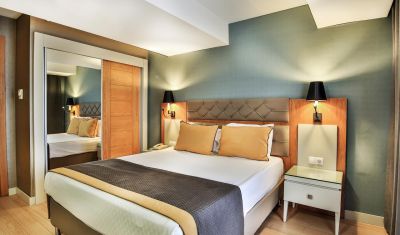 Imagine pentru Hotel Saturn Palace Resort 5* valabile pentru Litoral 2023