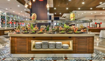 Imagine pentru Hotel Saturn Palace Resort 5* valabile pentru Litoral 2023