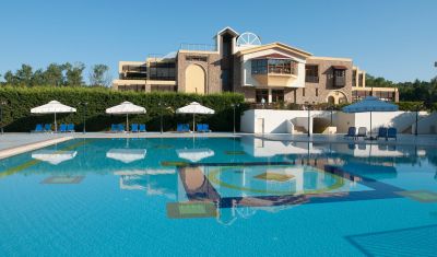 Imagine pentru Hotel Simantro Beach 5* valabile pentru Litoral 2023