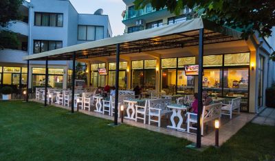 Imagine pentru Hotel Slavyanski 3* valabile pentru Litoral 2023