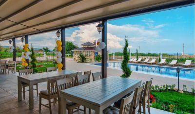 Imagine pentru Hotel Sunny Castle 4* valabile pentru Litoral 2023