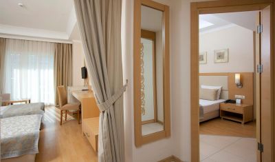 Imagine pentru Hotel Titan Select 5*  valabile pentru Litoral 2023