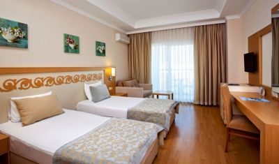 Imagine pentru Hotel Titan Select 5*  valabile pentru Litoral 2023
