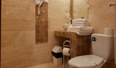 Imagine pentru Hotel Tomis 3* valabile pentru Litoral 2023