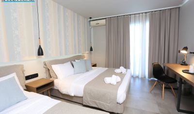 Imagine pentru Hotel Tropical 4* valabile pentru Litoral 2023