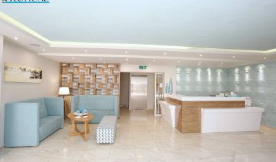 Imagine pentru Hotel Tropical 4* valabile pentru Litoral 2023