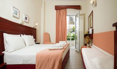 Imagine pentru Hotel Xenios Loutra Beach 3* valabile pentru Litoral 2023