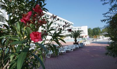 Imagine pentru Hotel Zefir 3* valabile pentru Litoral 2023