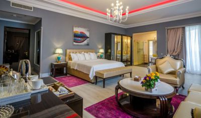 Imagine pentru Phoenicia Boutique Hotel & Casino 5* (Adults Only) valabile pentru Litoral 2023