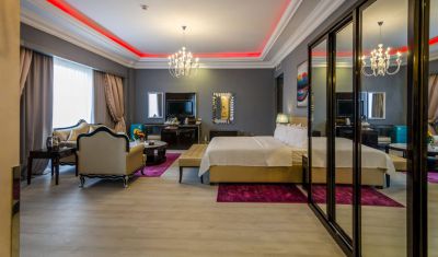 Imagine pentru Phoenicia Boutique Hotel & Casino 5* (Adults Only) valabile pentru Litoral 2023