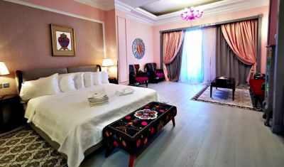 Imagine pentru Phoenicia Boutique Hotel & Casino 5* (Adults Only) valabile pentru Litoral 2023