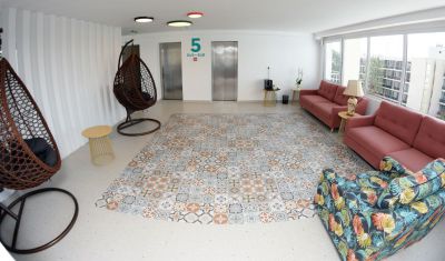 Imagine pentru Spring Holiday Resort 3* valabile pentru Litoral 2023