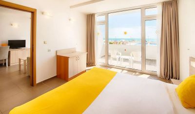 Imagine pentru Hotel AluaSun Helios Beach 3*  valabile pentru Litoral 2024