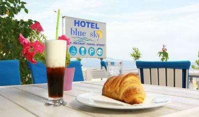 Imagine pentru Hotel Blue Sky 4* valabile pentru Litoral 2024