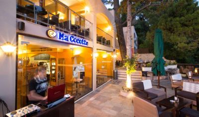 Imagine pentru Hotel Corfu Holiday Palace 5* valabile pentru Litoral 2024