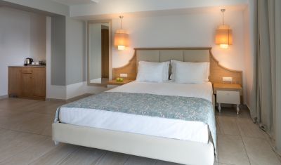 Imagine pentru Hotel Cronwell Resort Sermilia 5* valabile pentru Litoral 2024