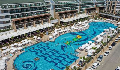 Imagine pentru Hotel Crystal Waterworld Resort & Spa 5* valabile pentru Litoral 2024