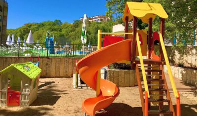 Imagine pentru Hotel Holiday Park 4*  valabile pentru Litoral 2024