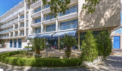 Imagine pentru Hotel Holiday Park 4*  valabile pentru Litoral 2024