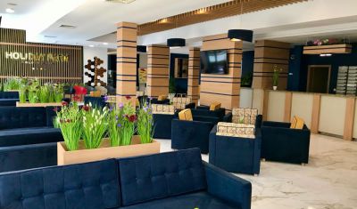 Imagine pentru Hotel Holiday Park 4*  valabile pentru Litoral 2024