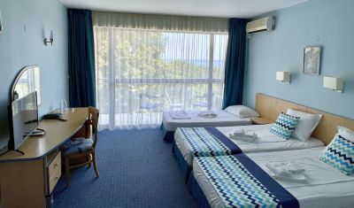 Imagine pentru Hotel Holiday Park 4*  valabile pentru Litoral 2024
