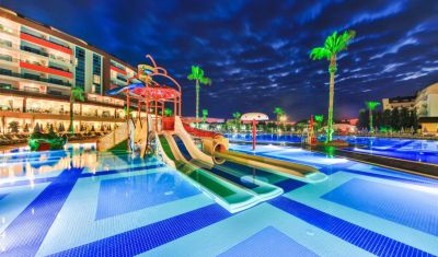 Imagine pentru Hotel Lonicera Resort & Spa 5* valabile pentru Litoral 2024