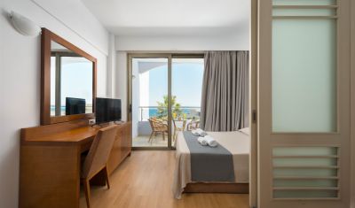 Imagine pentru Hotel Lutania Beach 4* valabile pentru Litoral 2024