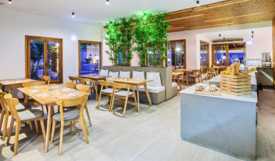 Imagine pentru Hotel Palladium 3*  valabile pentru Litoral 2024