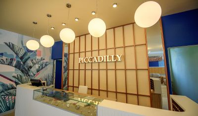 Imagine pentru Hotel Piccadilly 3* valabile pentru Litoral 2024