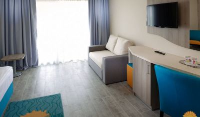 Imagine pentru Hotel Riviera 3* valabile pentru Litoral 2024