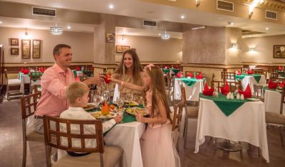 Imagine pentru Hotel Sunny Days Resort Spa & Aqua Park 4*  valabile pentru Litoral 2024