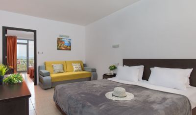 Imagine pentru Hotel Tia Maria 3*  valabile pentru Litoral 2024