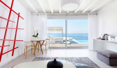 Imagine pentru Kouros Hotel & Suites 5* valabile pentru Litoral 2024