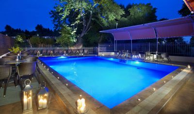 Imagine pentru 4-You Hotel Apartments 3* valabile pentru Litoral 2025