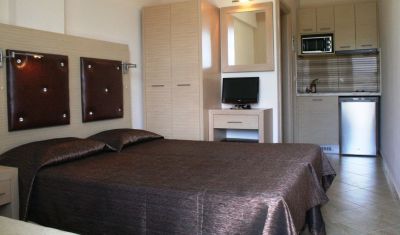 Imagine pentru 4-You Hotel Apartments 3* valabile pentru Litoral 2025