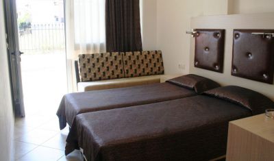 Imagine pentru 4-You Hotel Apartments 3* valabile pentru Litoral 2025